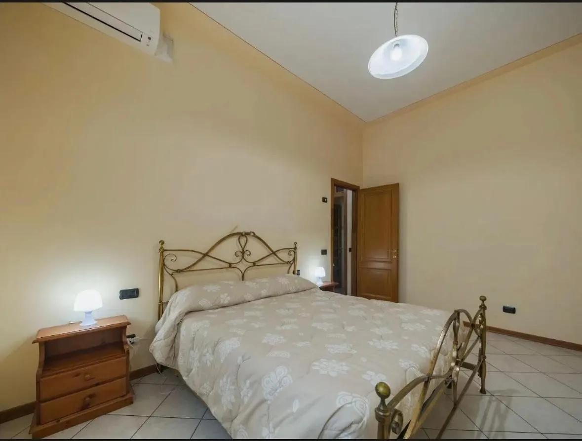 Allegra'S Apartment فياريجيو إيطاليا
